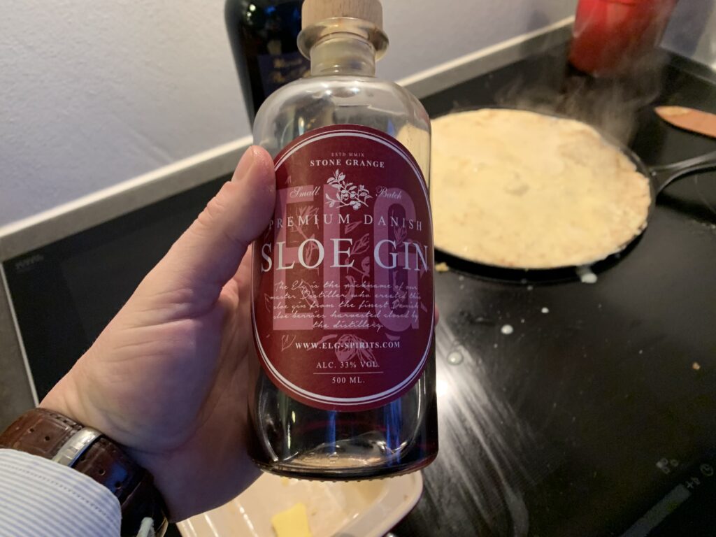 ELG Sloe Gin sammen med pandekager